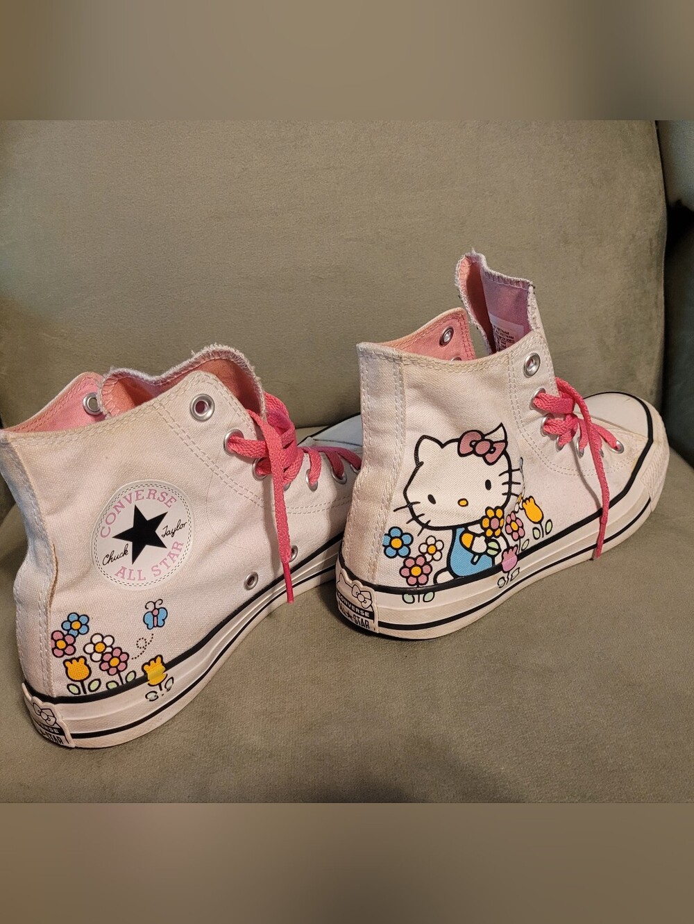Converse All Star Hello Kitty Sneakers - Picture 1 of 13